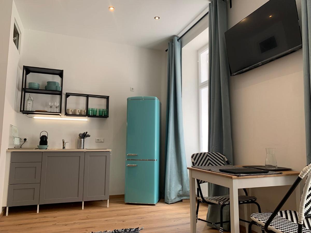 Vintage Chic Studio - By Nahuen Suites Graz Bagian luar foto